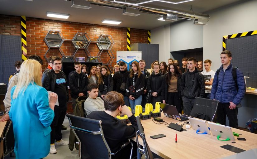 Профорієнтація: студенти торгівельно-економічного коледжу відвідали Житомирську політехніку