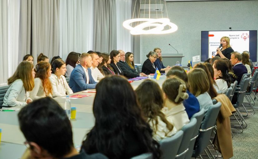 https://news.ztu.edu.ua/wp-content/uploads/2025/05/dsc04981-825x510.jpg