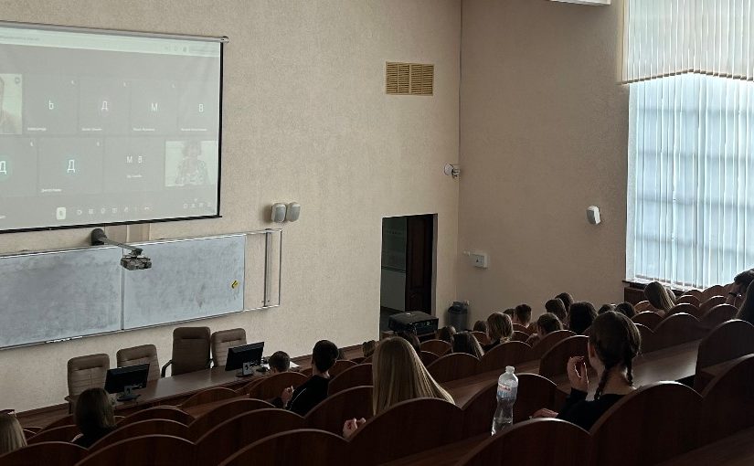 Студенти та викладачі університету прослухали лекції від польського професора Єжи Ридлевського