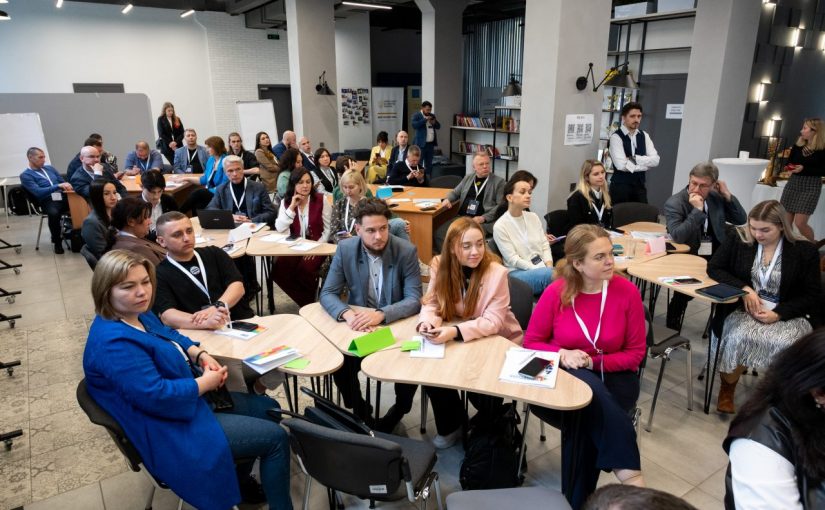 Команда Житомирської політехніки серед учасників стратегічної сесії НАЗК «Доброчесність в освіті: від рекомендацій до дій»