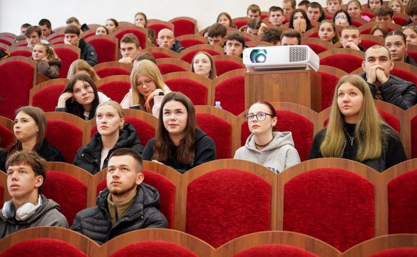 https://news.ztu.edu.ua/wp-content/uploads/2025/10/5413580786986253225-825x510.jpg